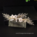 Handmade bridal hair combs made by pearls and crystal